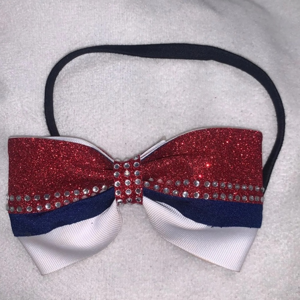 Cheerleading competition headband bow